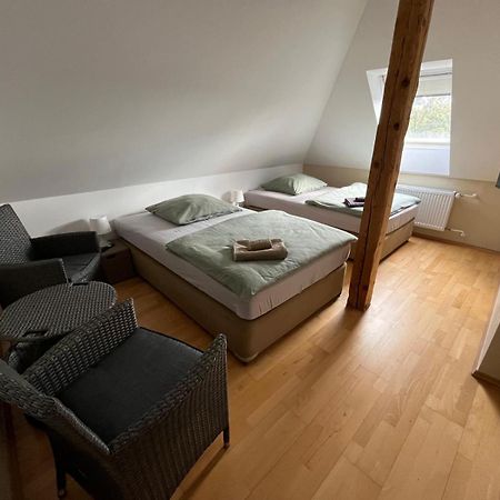 Doppelzimmer-Bad-Kuehlschrank-Tv-19 Meine Exterior foto