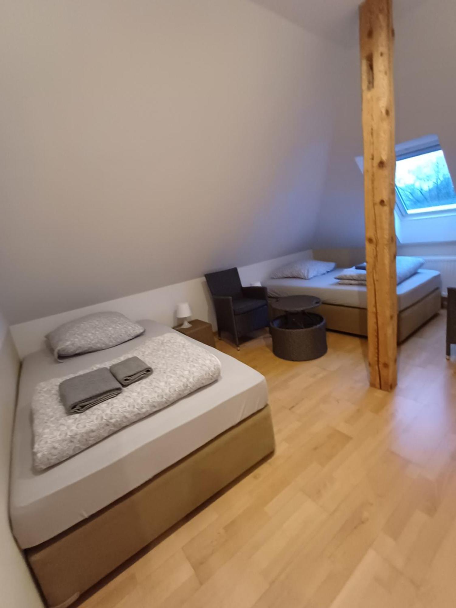 Doppelzimmer-Bad-Kuehlschrank-Tv-19 Meine Exterior foto
